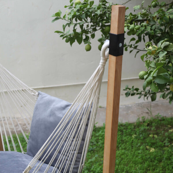 Chaise-Hamac-macrame-avec-support-en-bois