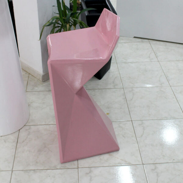 Tabouret-haute-moderne-en-resine