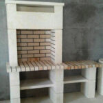 Barbecue Moderne En Pierre reel