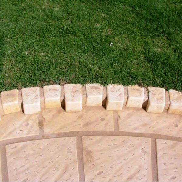Bordure de jardin lisse en béton fibré reel 1