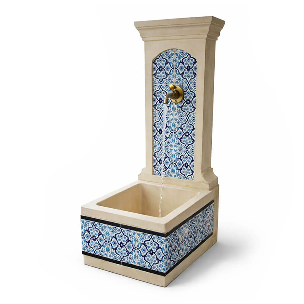 Fontaine murale exterieur en faïence FM20