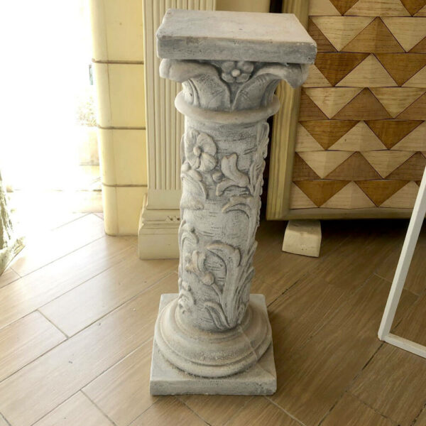 support décoratif vertical en grc