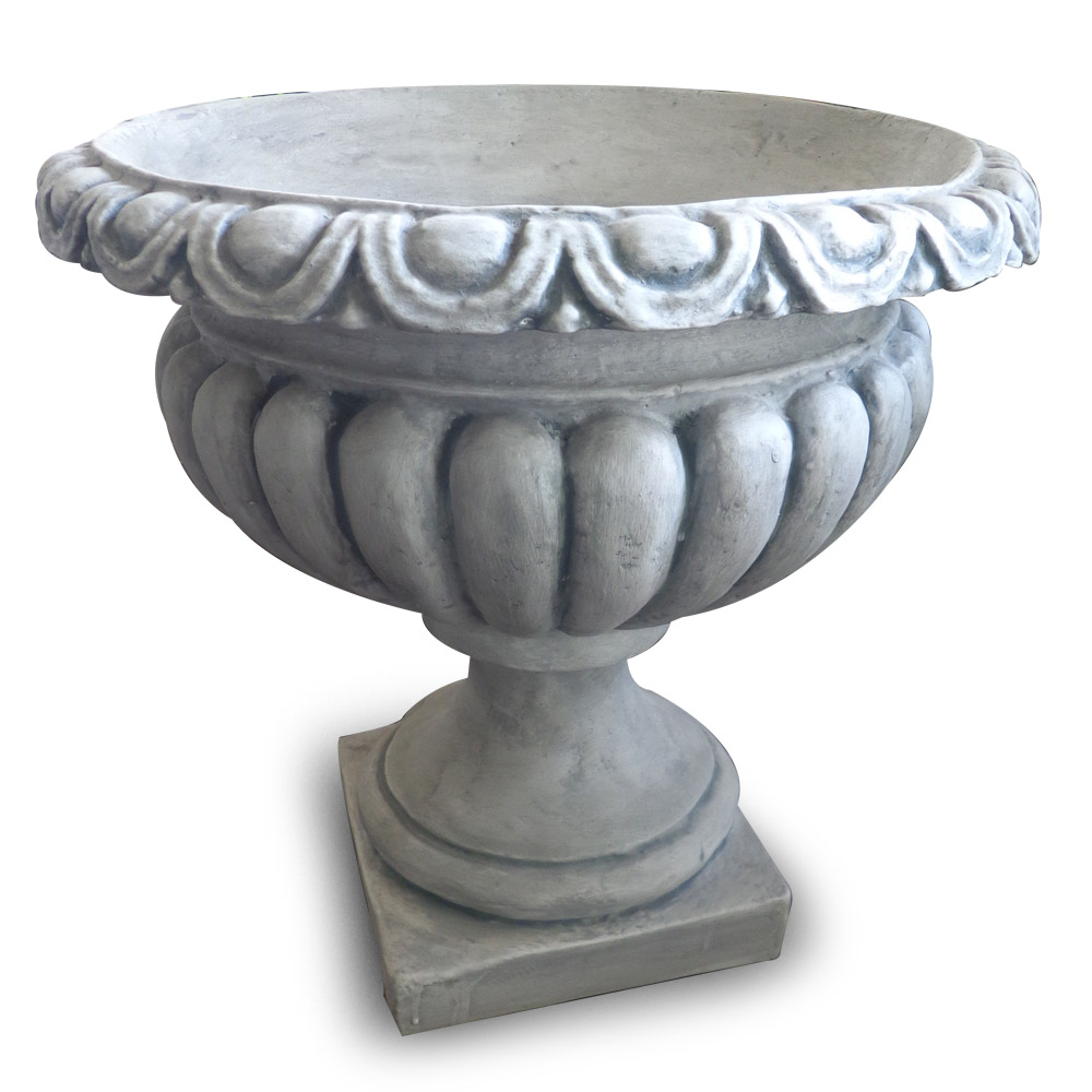 pot de fleur large en beton