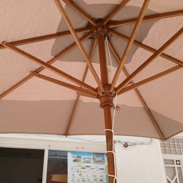 Parasol carrée en Bois Hêtre Ø 300 cm interieur